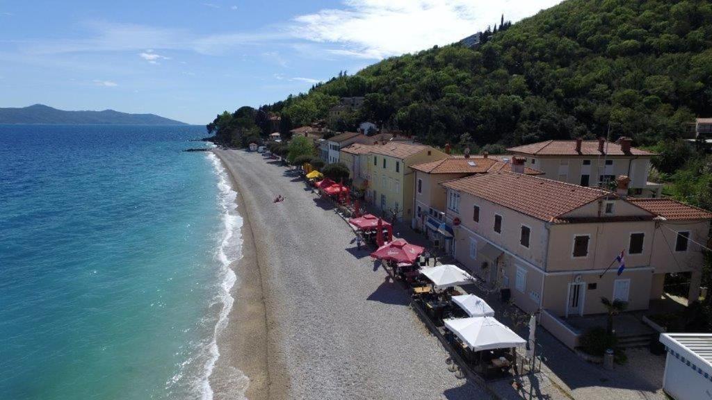 Apartments Near The Beach, With Terraces And Seaview At House B. Moscenicka Draga Bagian luar foto